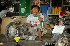 thai-mechanic-auto-repair-23702657.webp