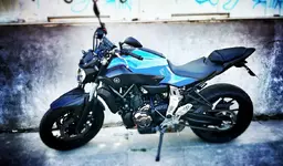 MT07-blues.webp