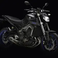 2014-Yamaha-MT-09-EU-Race-Blu-Studio-008.jpg