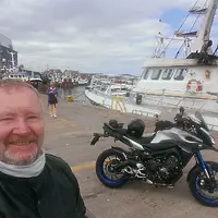 Howth_Harbour_Ireland.jpg