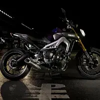 2014-Yamaha-MT-09-EU-Deep-Armor-Static-003.jpg